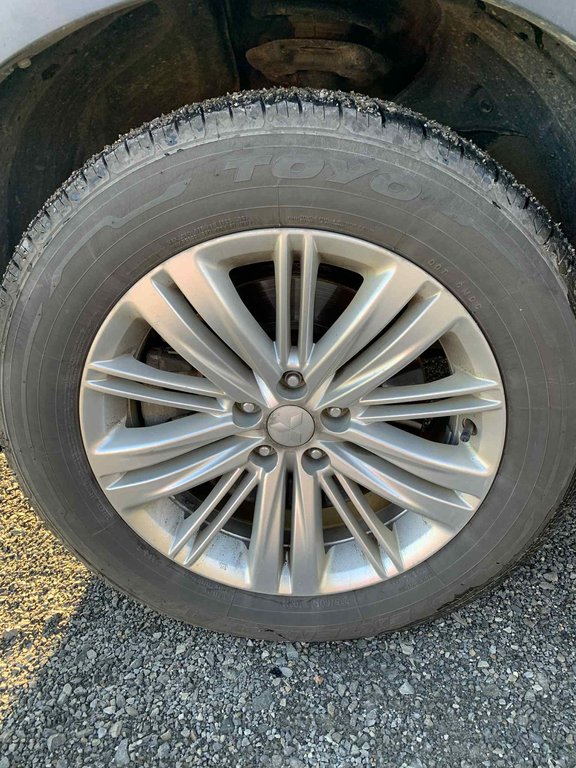 Mitsubishi Outlander SE,AWD, 8 PNEUS,TOIT OUVRANT, MAGS 2023 à Mirabel, Québec - 5 - w1024h768px