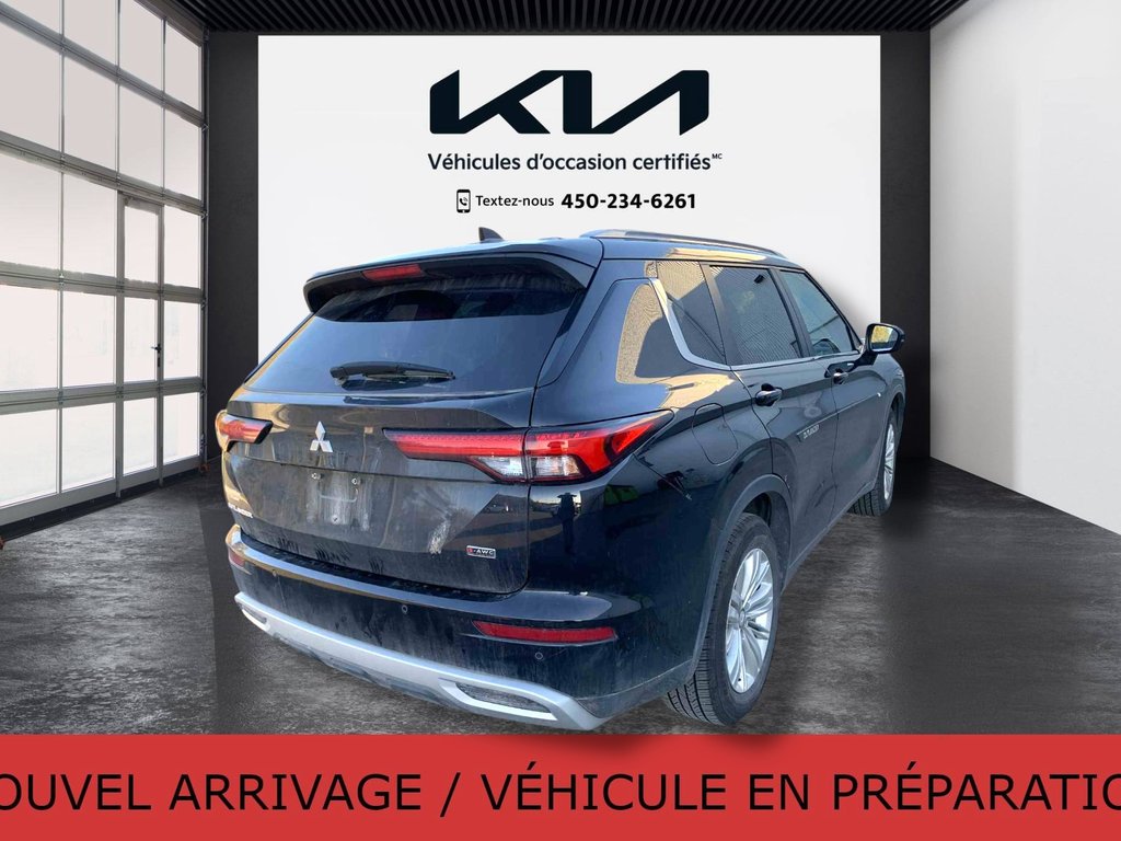 Mitsubishi Outlander SE,AWD, 8 PNEUS,TOIT OUVRANT, MAGS 2023 à Mirabel, Québec - 17 - w1024h768px