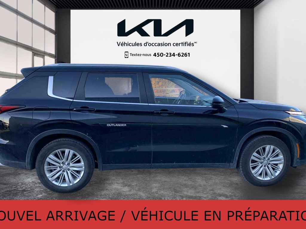 Mitsubishi Outlander SE,AWD, 8 PNEUS,TOIT OUVRANT, MAGS 2023 à Mirabel, Québec - 18 - w1024h768px