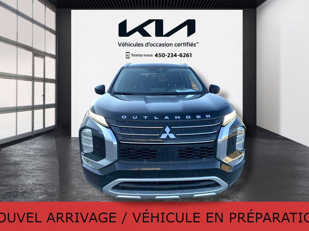 Mitsubishi Outlander SE,AWD, 8 PNEUS,TOIT OUVRANT, MAGS 2023 à Mirabel, Québec - 4 - w1024h768px