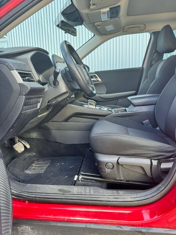 2023 Mitsubishi OUTLANDER SE S-AWC in Mirabel, Quebec - 13 - w1024h768px