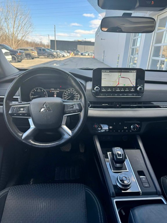 2023 Mitsubishi OUTLANDER SE S-AWC in Mirabel, Quebec - 15 - w1024h768px
