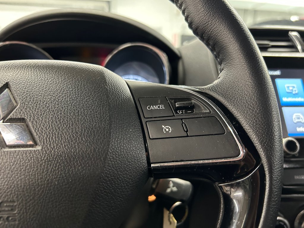 2020 Mitsubishi RVR ES, JAMAIS ACCIDENTÉ, AWD, SIÈGES CHAUFFANTS in Mirabel, Quebec - 16 - w1024h768px