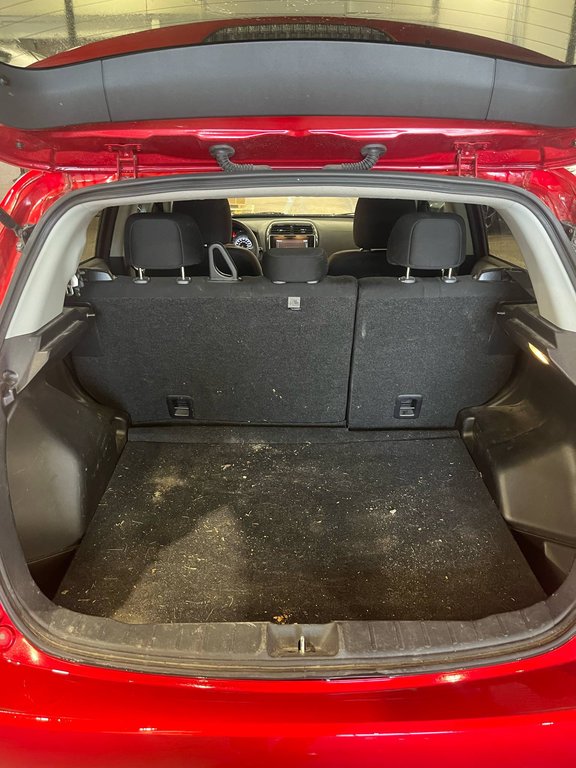 2020 Mitsubishi RVR ES, JAMAIS ACCIDENTÉ, AWD, SIÈGES CHAUFFANTS in Mirabel, Quebec - 19 - w1024h768px