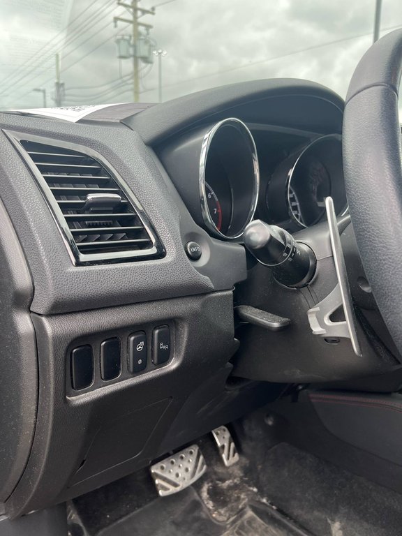 2020 Mitsubishi RVR SEL, JAMAIS ACCIDENTÉ, AWD, CUIR, MAGS in Mirabel, Quebec - 15 - w1024h768px