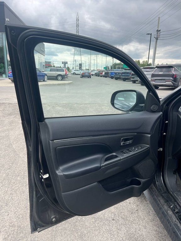 2020 Mitsubishi RVR SEL, JAMAIS ACCIDENTÉ, AWD, CUIR, MAGS in Mirabel, Quebec - 14 - w1024h768px