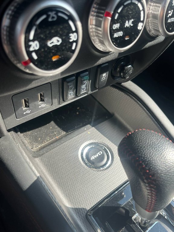 2020 Mitsubishi RVR SEL, JAMAIS ACCIDENTÉ, AWD, CUIR, MAGS in Mirabel, Quebec - 19 - w1024h768px