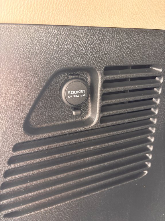 2023 Nissan Armada Platinum, JAMAIS ACCIDENTÉ, 7 PASSAGERS, TV in Mirabel, Quebec - 44 - w1024h768px