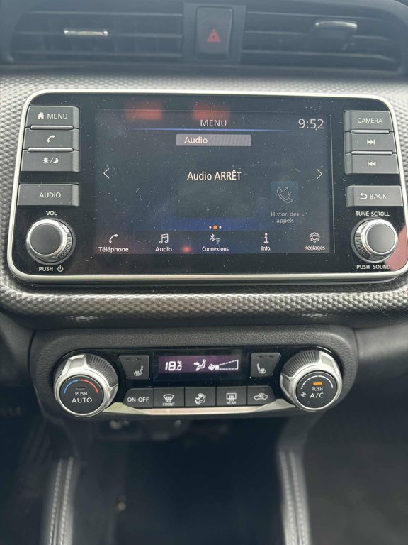 Nissan Kicks SV, JAMAIS ACCIDENTÉ, 8 PNEUS ET 8 MAGS, A/C 2020 à Mirabel, Québec - 14 - w1024h768px