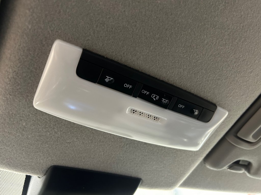 Nissan Kicks SV, 8 PNEUS, JAMAIS ACCIDENTÉ, SIÈGES CHAUFFANTS 2021 à Mirabel, Québec - 21 - w1024h768px