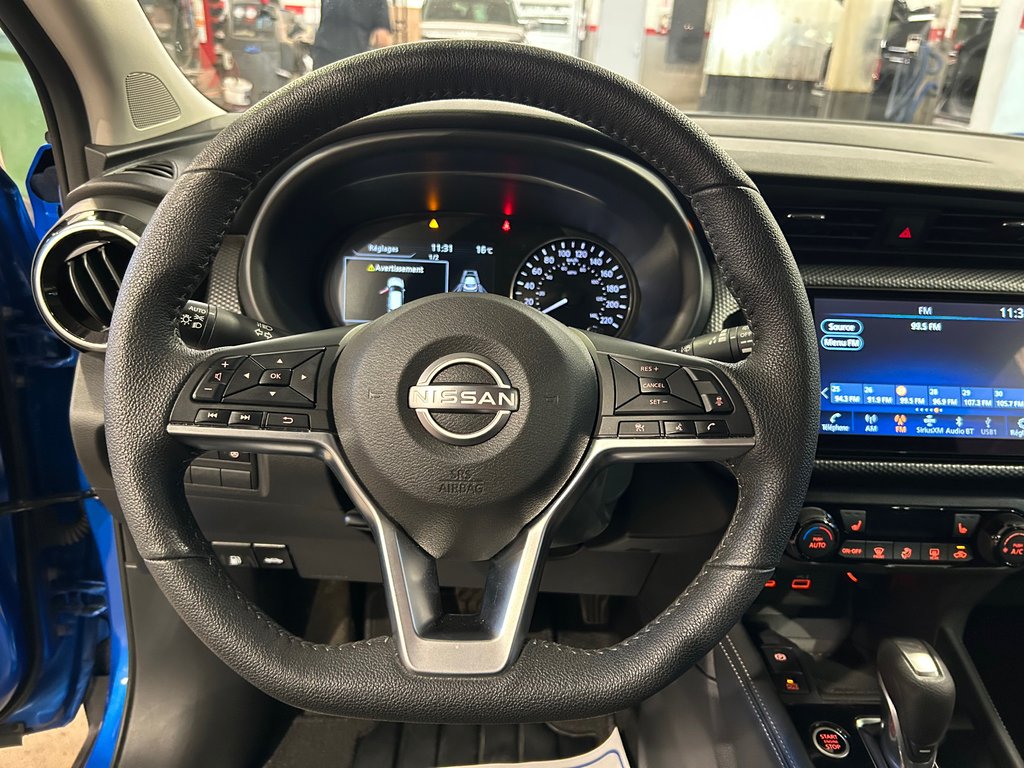 Nissan Kicks SV, JAMAIS ACCIDENTÉ, 8 PNEUS, SIÈGES CHAUFFANTS 2024 à Mirabel, Québec - 11 - w1024h768px