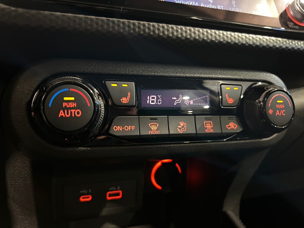Nissan Kicks SV, JAMAIS ACCIDENTÉ, 8 PNEUS, SIÈGES CHAUFFANTS 2024 à Mirabel, Québec - 21 - w1024h768px