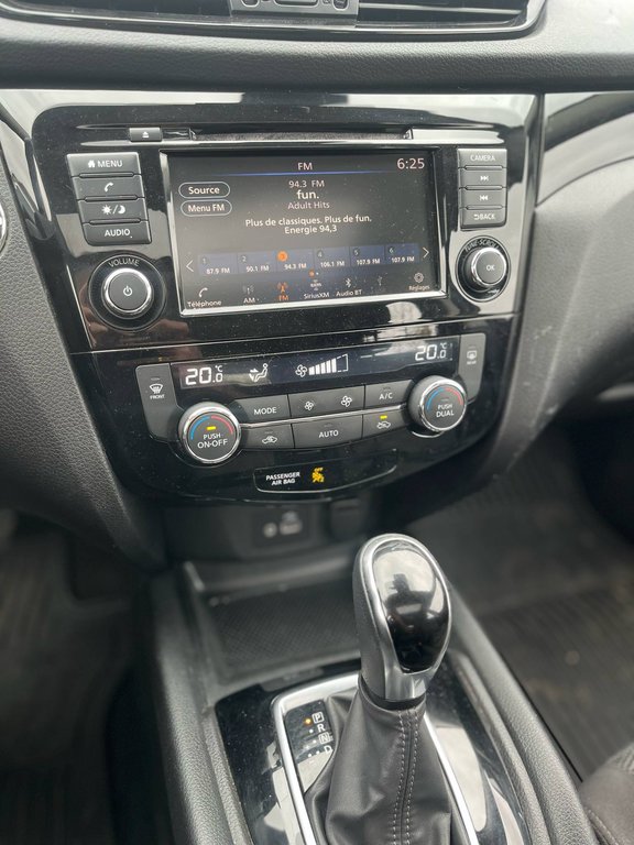 Nissan Qashqai SV, AWD, TOIT, SIÈGES CHAUFFANTS, MAGS 2019 à Mirabel, Québec - 13 - w1024h768px