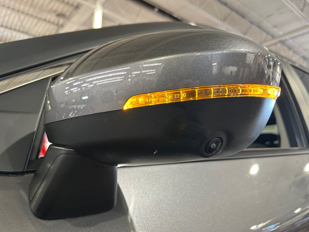 Nissan Rogue SV, AWD, JAMAIS ACCIDENTÉ, 8 PNEUS, TOIT 2023 à Mirabel, Québec - 14 - w1024h768px