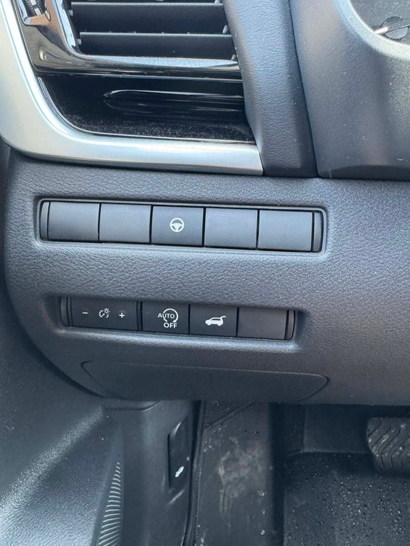 2023 Nissan Rogue SL, JAMAIS ACCIDENTÉ, CUIR, TOIT, AWD, GPS in Mirabel, Quebec - 17 - w1024h768px