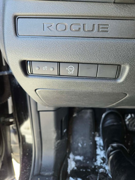 Nissan Rogue S, JAMAIS ACCIDENTÉ, AWD, 8 PNEUS, MAGS 2024 à Mirabel, Québec - 17 - w1024h768px