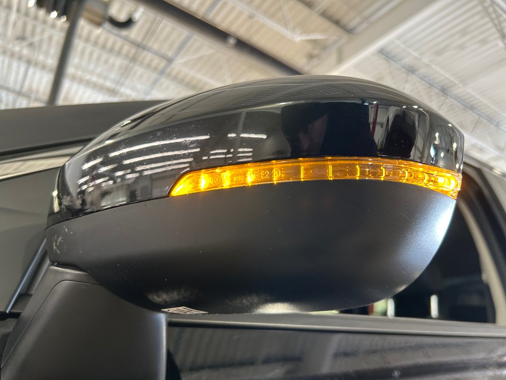 2024 Nissan Rogue S, JAMAIS ACCIDENTÉ, AWD, 8 PNEUS, MAGS in Mirabel, Quebec - 14 - w1024h768px