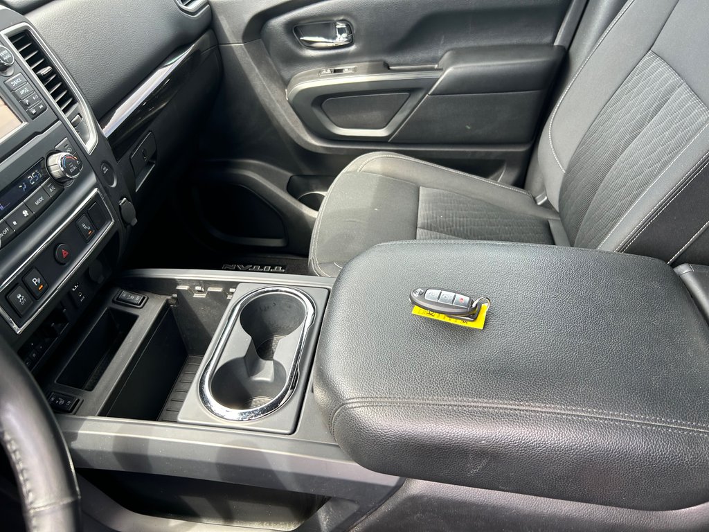 2018 Nissan Titan SV MIDNIGHT EDITION, JAMAIS ACCIDENTÉ, GPS, HITCH in Mirabel, Quebec - 19 - w1024h768px