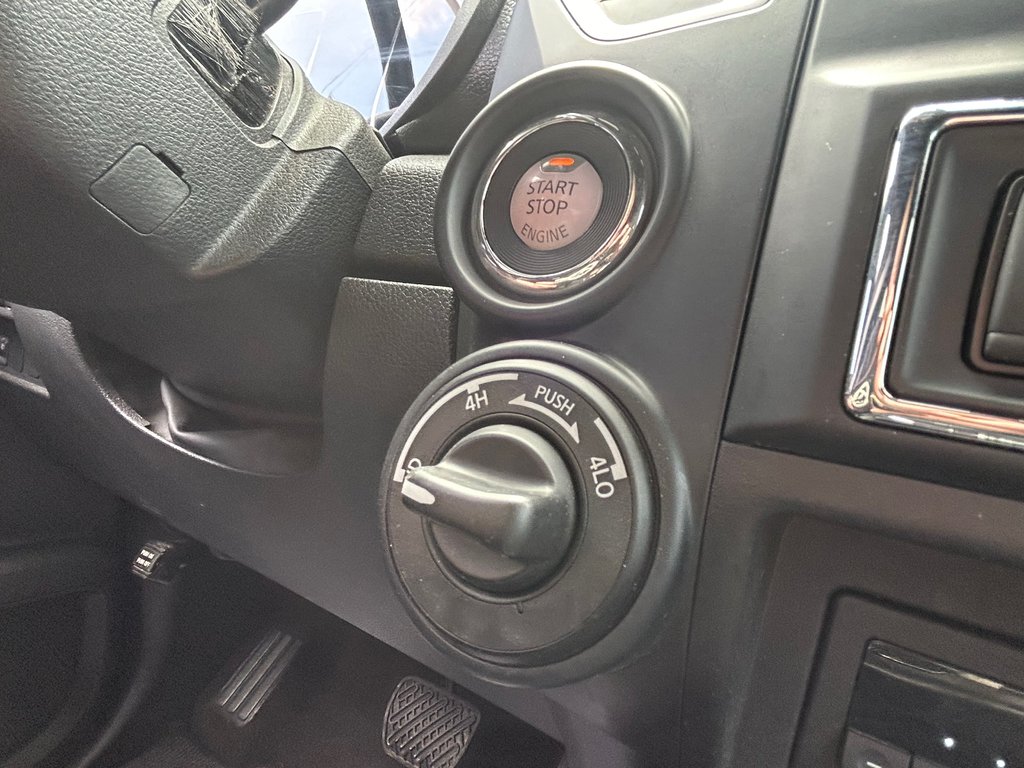 2018 Nissan Titan SV MIDNIGHT EDITION, JAMAIS ACCIDENTÉ, GPS, HITCH in Mirabel, Quebec - 24 - w1024h768px