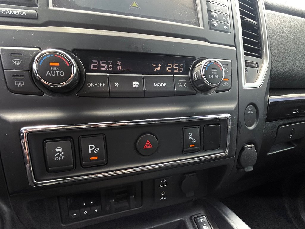 2018 Nissan Titan SV MIDNIGHT EDITION, JAMAIS ACCIDENTÉ, GPS, HITCH in Mirabel, Quebec - 20 - w1024h768px