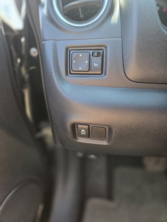 Nissan Versa Note SV, JAMAIS ACCIDENTÉ, 8 PNEUS, AUTOMATIQUE 2018 à Mirabel, Québec - 19 - w1024h768px