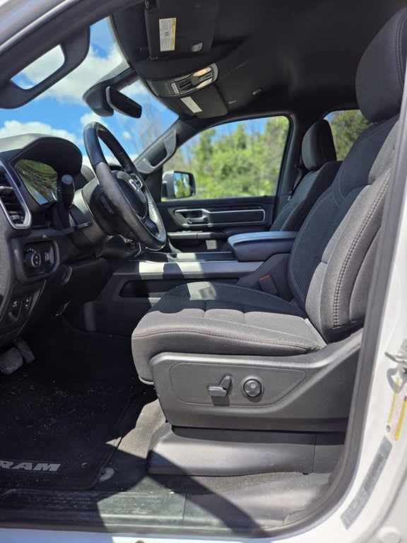 2020 Ram 1500 BIG HORN, QUAD CAB, MAGS, V8 HEMI, AUCUN ACCIDENT in Mirabel, Quebec - 7 - w1024h768px