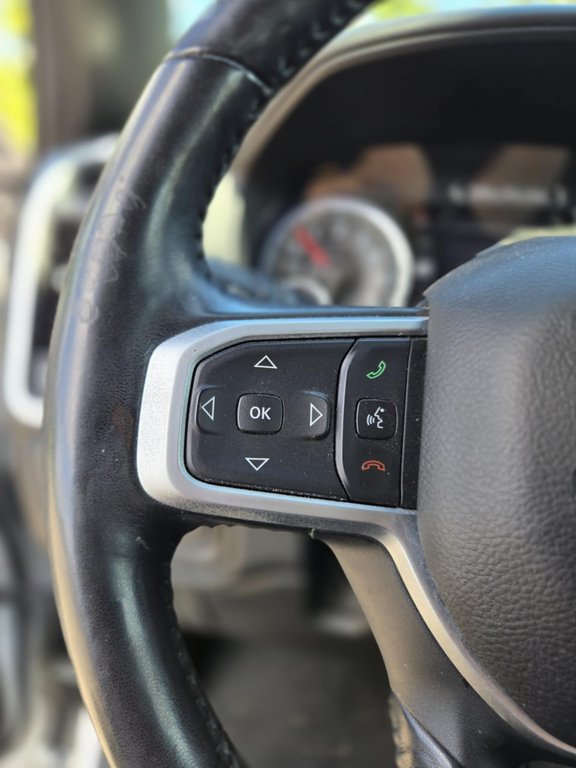 2020 Ram 1500 BIG HORN, QUAD CAB, MAGS, V8 HEMI, AUCUN ACCIDENT in Mirabel, Quebec - 12 - w1024h768px