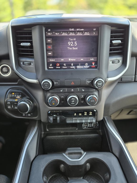 2020 Ram 1500 BIG HORN, QUAD CAB, MAGS, V8 HEMI, AUCUN ACCIDENT in Mirabel, Quebec - 14 - w1024h768px