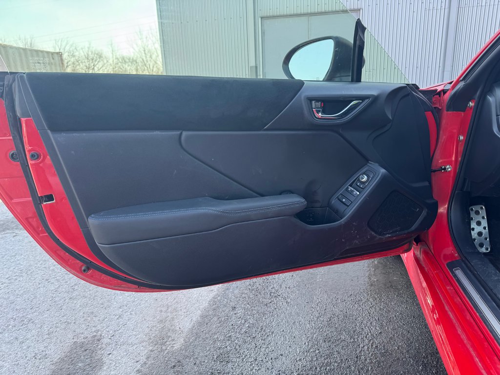 Subaru BRZ tS, JAMAIS ACCIDENTÉ, MANUELLE, MAGS 2025 à Mirabel, Québec - 8 - w1024h768px