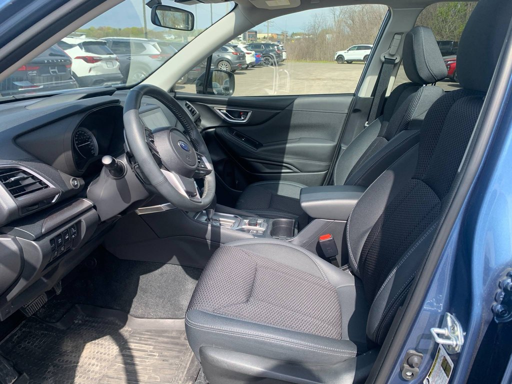 2024 Subaru Forester Touring, JAMAIS ACCIDENTÉ, HITCH, AWD, TOIT, MAGS in Mirabel, Quebec - 7 - w1024h768px