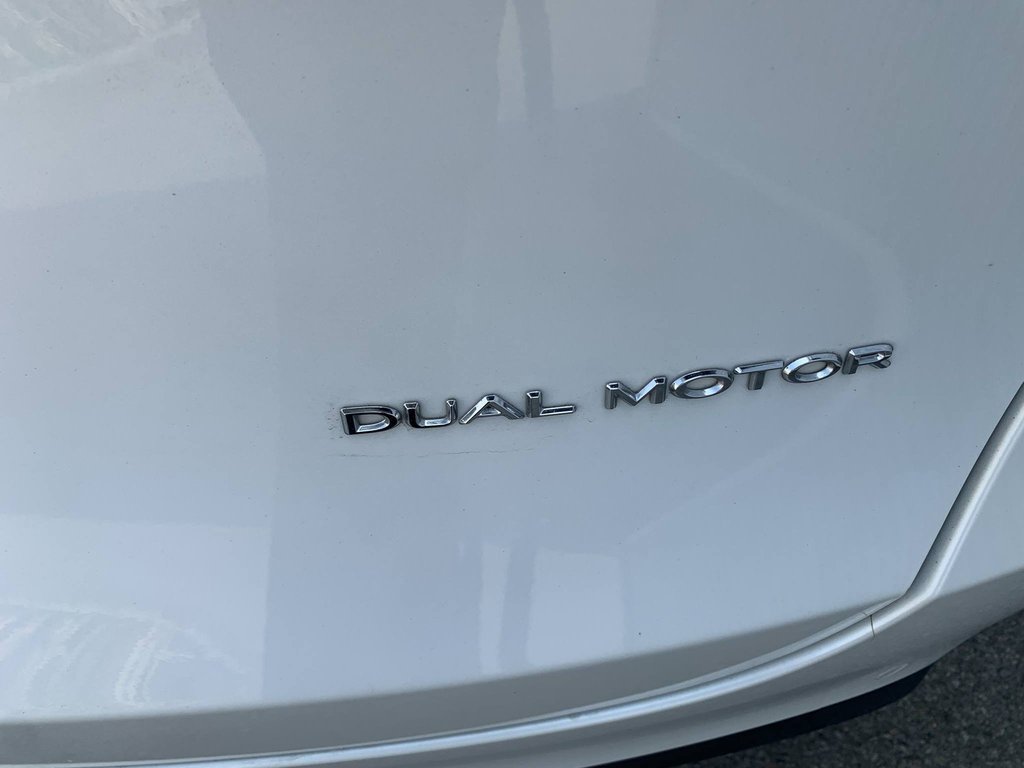 2020 Tesla Model Y Long Range, 509 KM AUTONOMIE, TOIT in Mirabel, Quebec - 17 - w1024h768px