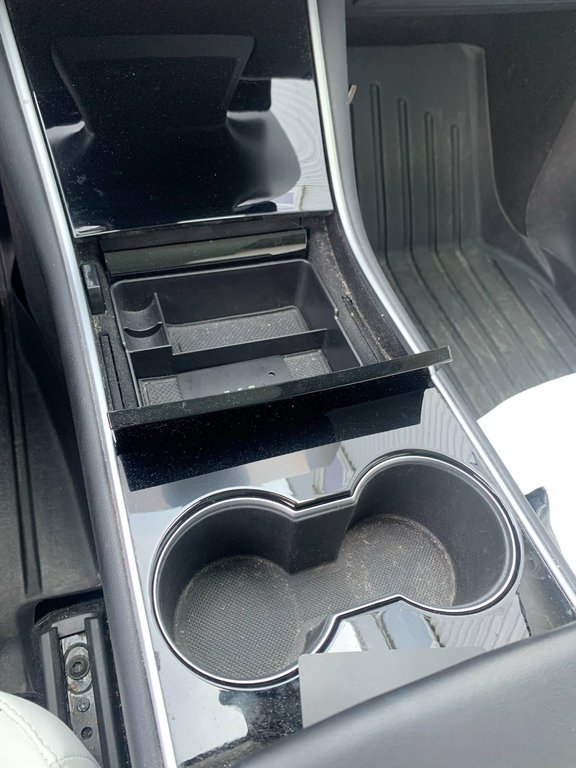 2020 Tesla Model Y Long Range, 509 KM AUTONOMIE, TOIT in Mirabel, Quebec - 11 - w1024h768px