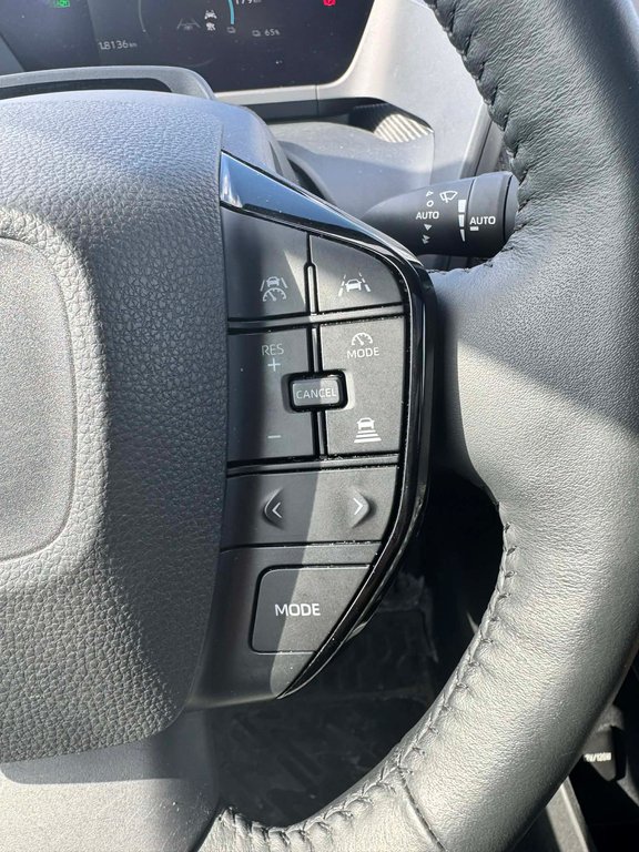 Toyota bZ4X XLE Tech, JAMAIS ACCIDENTÉ, CUIR, TOIT, AWD 2025 à Mirabel, Québec - 9 - w1024h768px