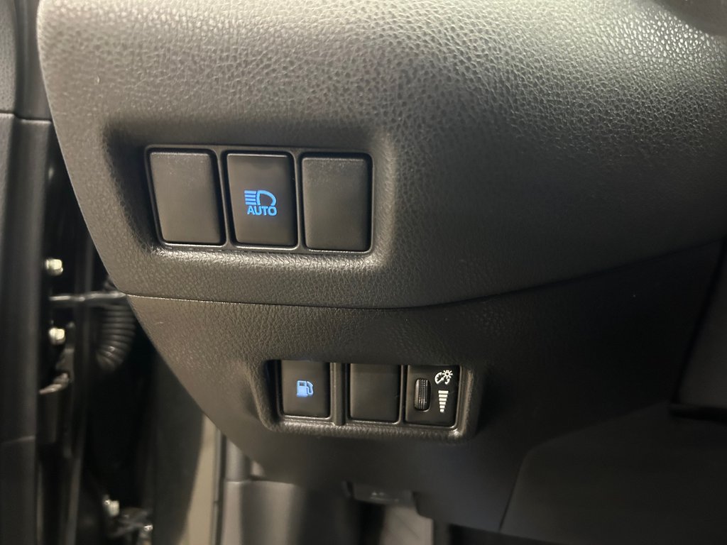 2021 Toyota C-HR LE, JAMAIS ACCIDENTÉ, AUTOMATIQUE in Mirabel, Quebec - 22 - w1024h768px