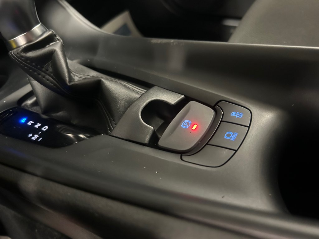 2021 Toyota C-HR LE, JAMAIS ACCIDENTÉ, AUTOMATIQUE in Mirabel, Quebec - 17 - w1024h768px