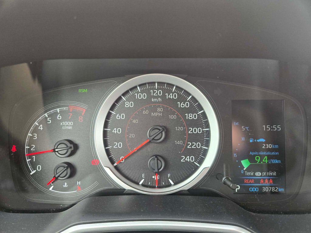 2022 Toyota Corolla Hatchback SE, JAMAIS ACCIDENTÉ, 8 PNEUS, VOLANT CHAUFFANT in Mirabel, Quebec - 10 - w1024h768px
