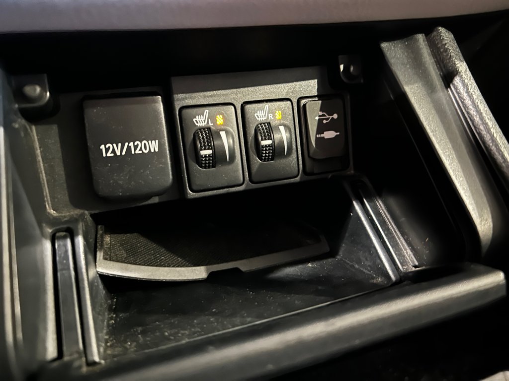 Toyota Corolla iM CVT, JAMAIS ACCIDENTÉ, 8 PNEUS, AUTOMATIQUE 2017 à Mirabel, Québec - 21 - w1024h768px