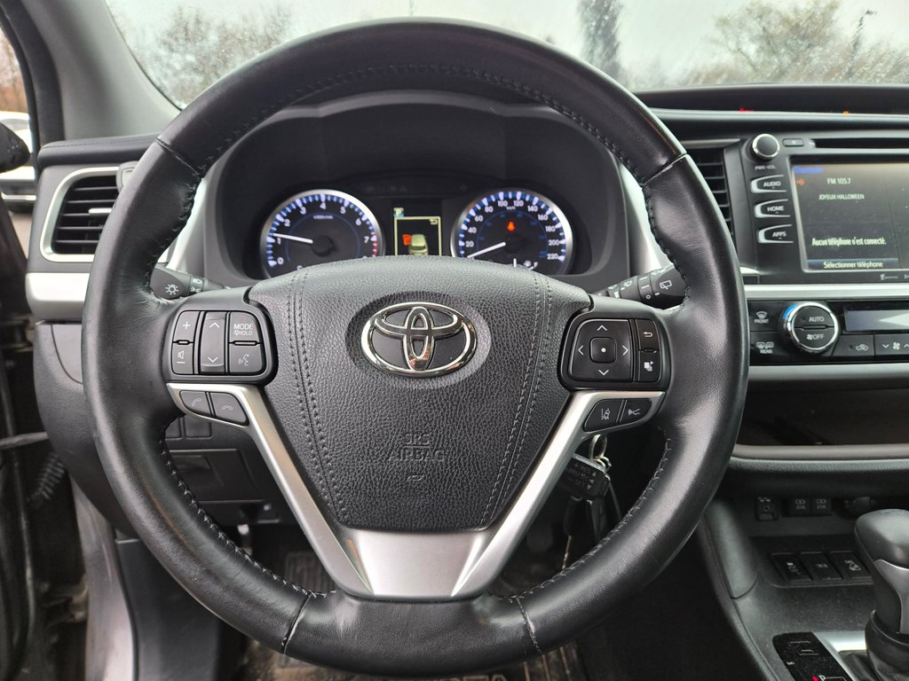 Toyota Highlander LE, JAMAIS ACCIDENTÉ, 8 PASSAGERS, AWD 2017 à Mirabel, Québec - 10 - w1024h768px