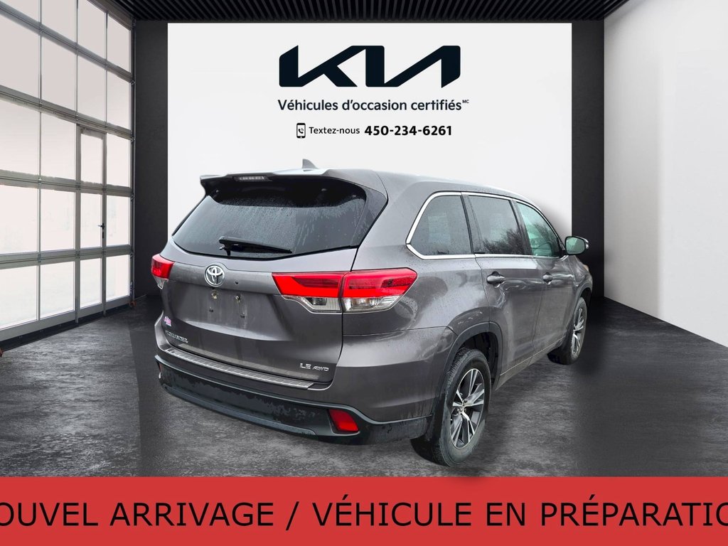 Toyota Highlander LE, JAMAIS ACCIDENTÉ, 8 PASSAGERS, AWD 2017 à Mirabel, Québec - 23 - w1024h768px