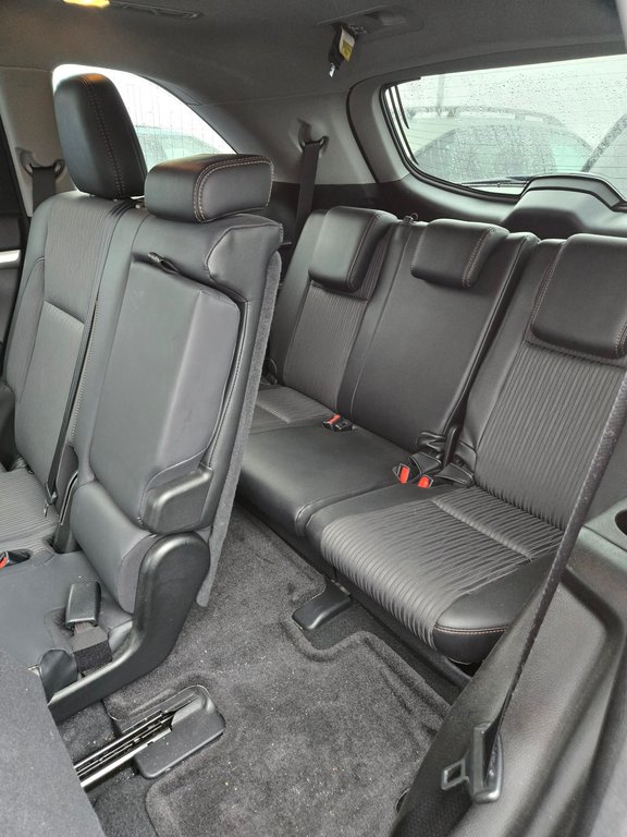Toyota Highlander LE, JAMAIS ACCIDENTÉ, 8 PASSAGERS, AWD 2017 à Mirabel, Québec - 20 - w1024h768px