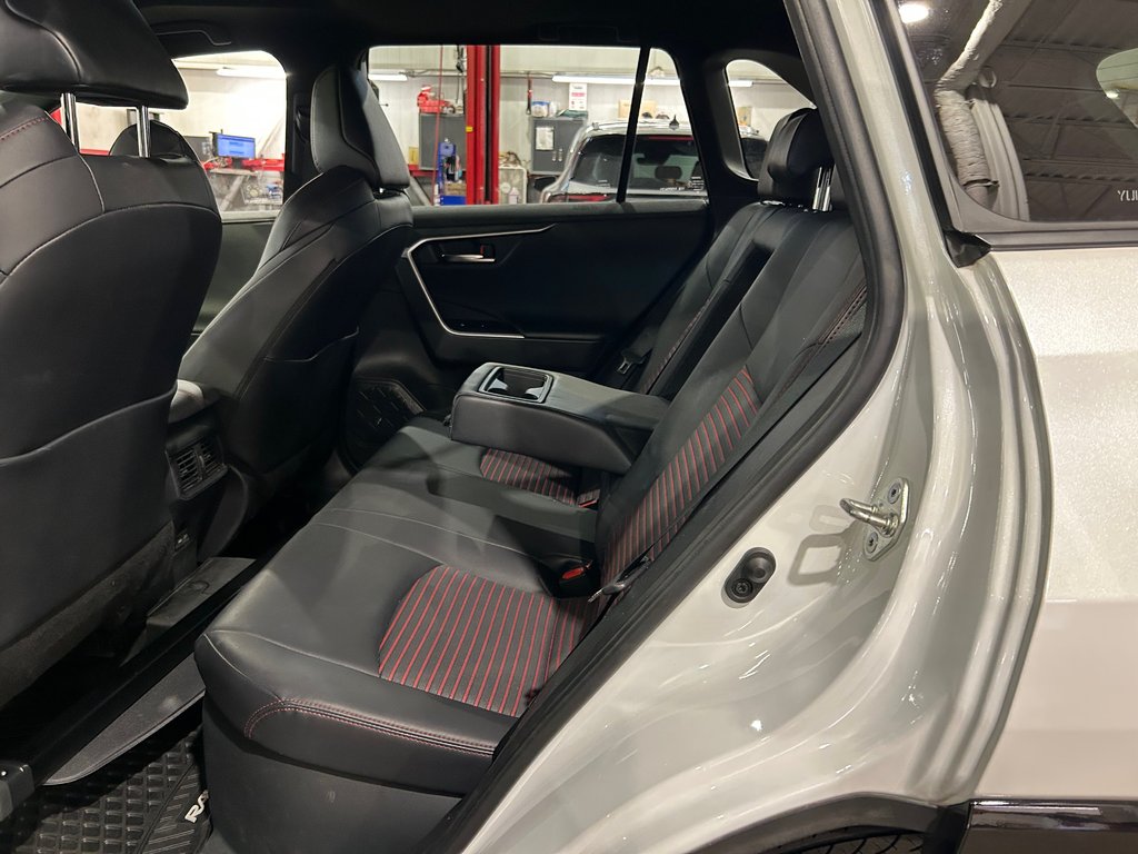 Toyota RAV4 Prime XSE, 8 PNEUS, JAMAIS ACCIDENTÉ, CUIR, TOIT, AWD 2023 à Mirabel, Québec - 34 - w1024h768px