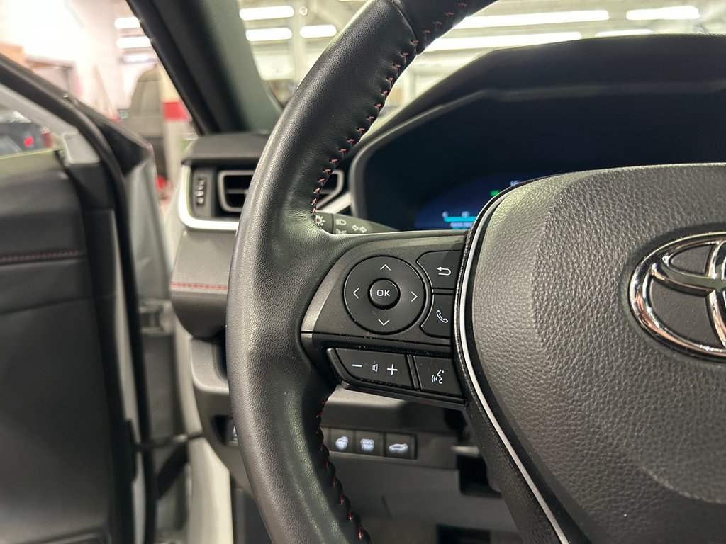 Toyota RAV4 Prime XSE, 8 PNEUS, JAMAIS ACCIDENTÉ, CUIR, TOIT, AWD 2023 à Mirabel, Québec - 19 - w1024h768px