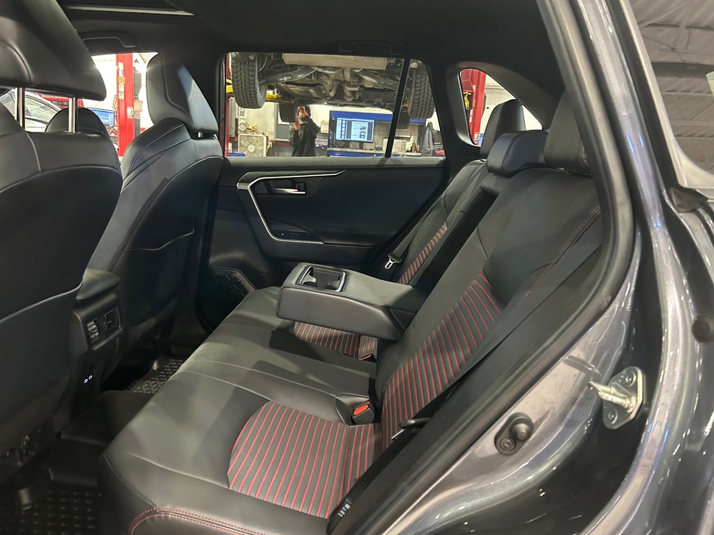 Toyota RAV4 Prime XSE, JAMAIS ACCIDENTÉ, 8 PNEUS, TOIT, CUIR, AWD 2023 à Mirabel, Québec - 31 - w1024h768px