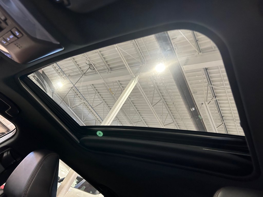 Toyota RAV4 Prime XSE, JAMAIS ACCIDENTÉ, 8 PNEUS, TOIT, CUIR, AWD 2023 à Mirabel, Québec - 19 - w1024h768px