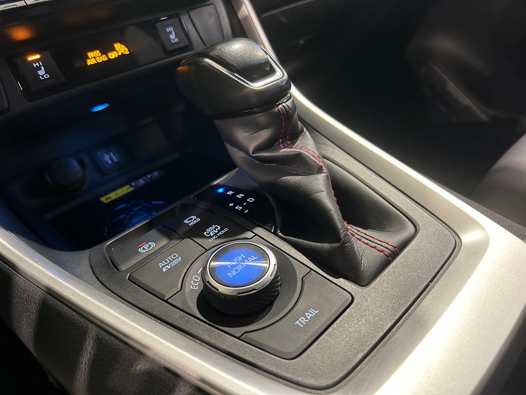 Toyota RAV4 Prime XSE, JAMAIS ACCIDENTÉ, 8 PNEUS, TOIT, CUIR, AWD 2023 à Mirabel, Québec - 24 - w1024h768px