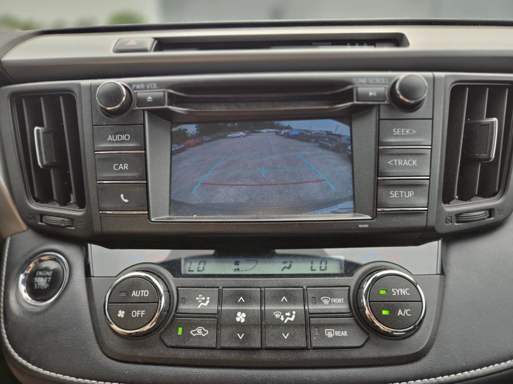 Toyota RAV4 XLE, 8 ROUES, AWD, TOIT, HITCH, TOIT, MAGS 2018 à Mirabel, Québec - 9 - w1024h768px