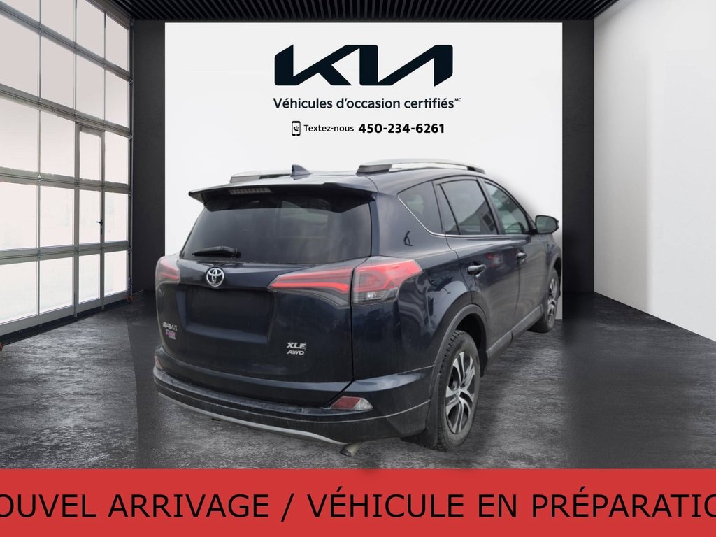 Toyota RAV4 XLE, 8 ROUES, AWD, TOIT, HITCH, TOIT, MAGS 2018 à Mirabel, Québec - 17 - w1024h768px