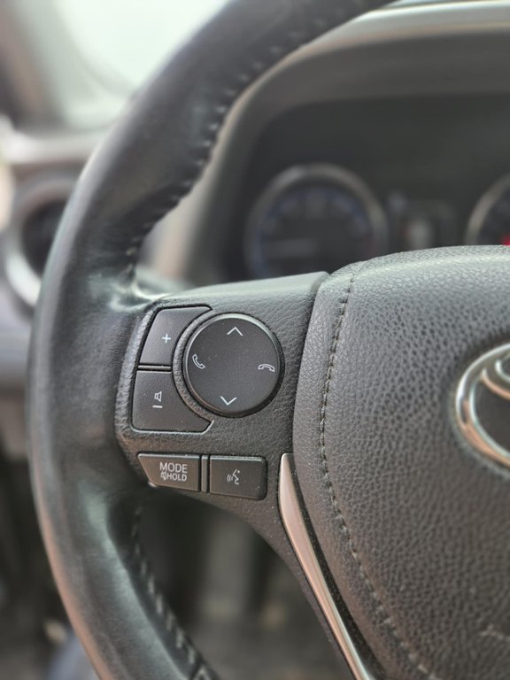 Toyota RAV4 XLE, 8 ROUES, AWD, TOIT, HITCH, TOIT, MAGS 2018 à Mirabel, Québec - 24 - w1024h768px