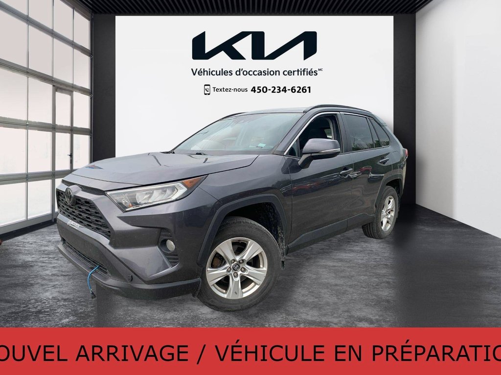 Toyota RAV4 XLE, AWD, TOIT, 8 ROUES, AUCUN ACCIDENT 2019 à Mirabel, Québec - 1 - w1024h768px