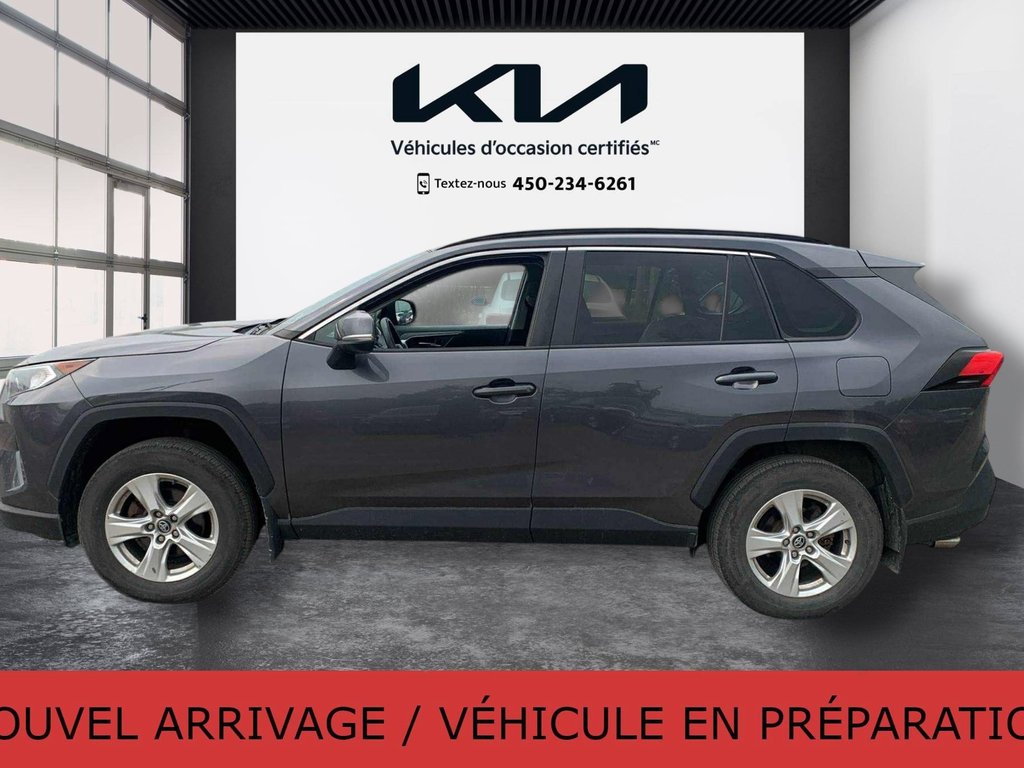 Toyota RAV4 XLE, AWD, TOIT, 8 ROUES, AUCUN ACCIDENT 2019 à Mirabel, Québec - 3 - w1024h768px